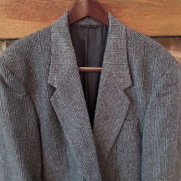 Banner - Picture 2 of 9